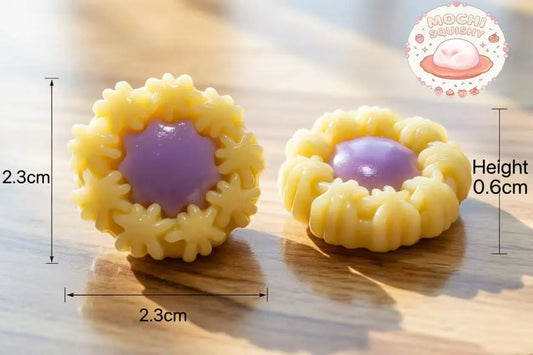 Kawaii Mini Berry-Jam Biscuit Squishy - Realistic 3D Butter Pastry Toy