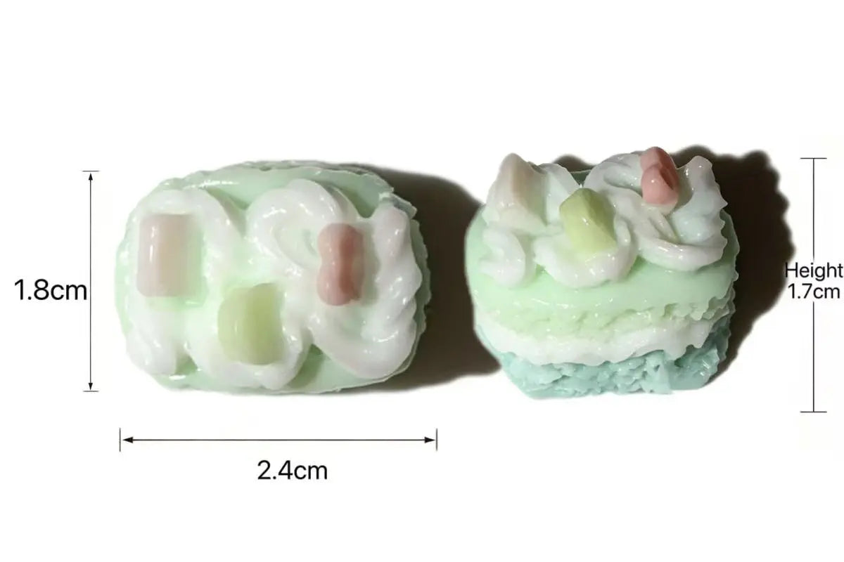 Kawaii Mini Candy-Topped Cream Pastry Squishy - Realistic 3D Dessert Toy