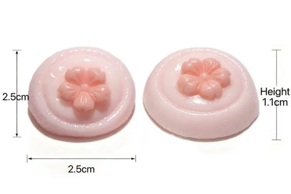Kawaii Mini Sakura-Topped Mochi Squishy - Realistic 3D Dessert Toy