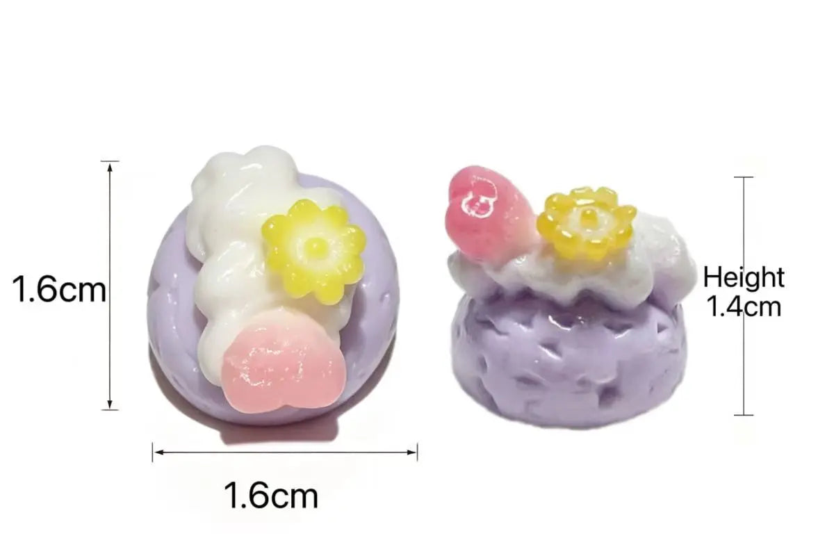 Kawaii Mini Flower-Topped Pastel Cake Squishy - Realistic 3D Dessert Toy