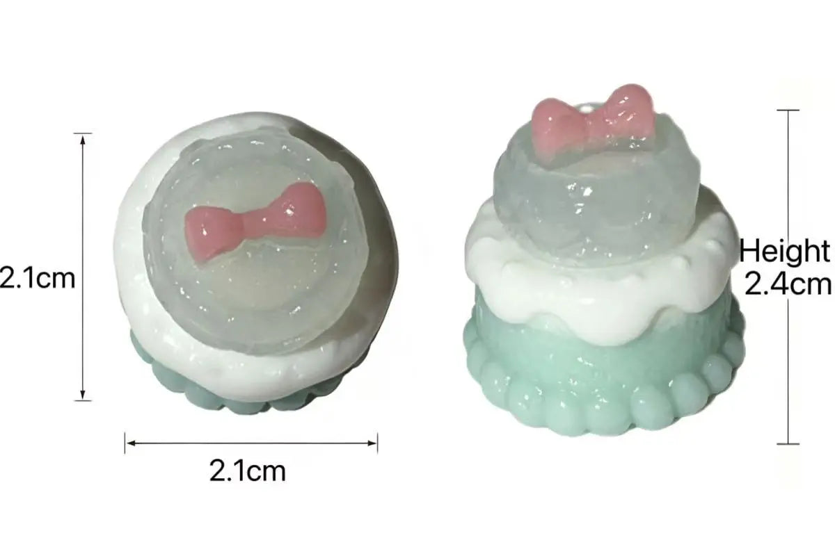 Kawaii Mini Pink Bow Minty Layer Cake Squishy - Realistic 3D Miniature Ribbon Toy