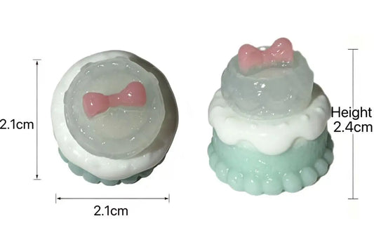 Kawaii Mini Pink Bow Minty Layer Cake Squishy - Realistic 3D Miniature Ribbon Toy